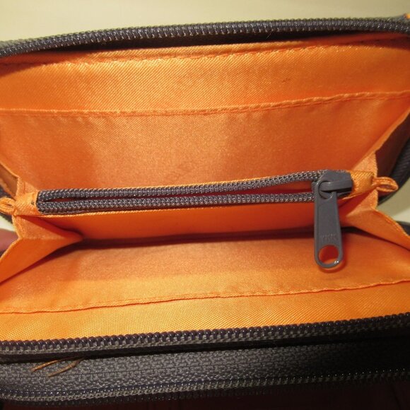 Vera Bradley Wristlet Wallet Jazzy Swirls EUC - Picture 4 of 4